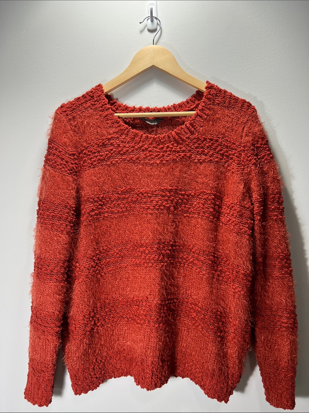 Denver Hayes Women’s Rust Red Textured Crewneck Sweater - XL